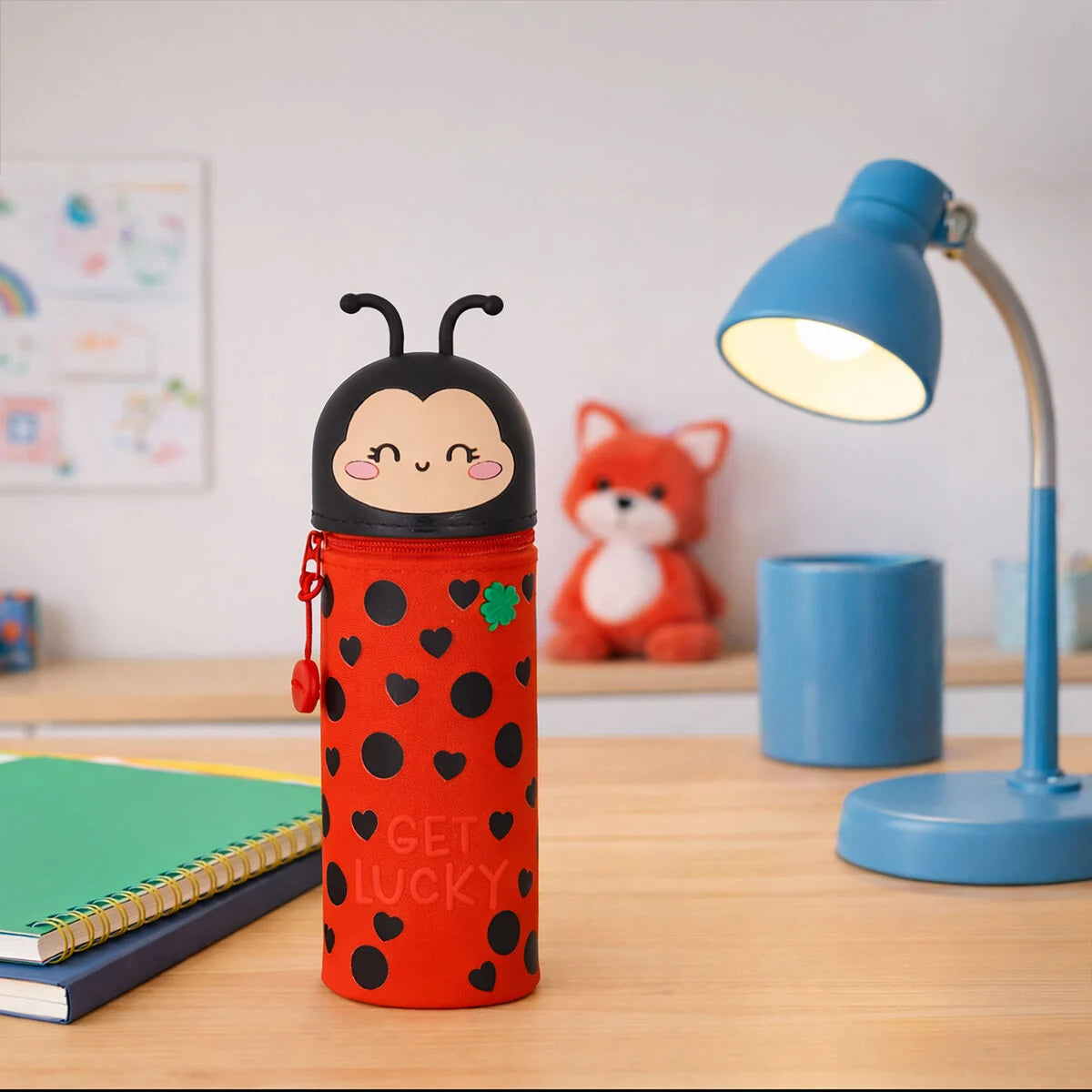 Estuche 2 en 1 de Silicona Ladybug “Get Lucky” Les Trouvailles de Tolède