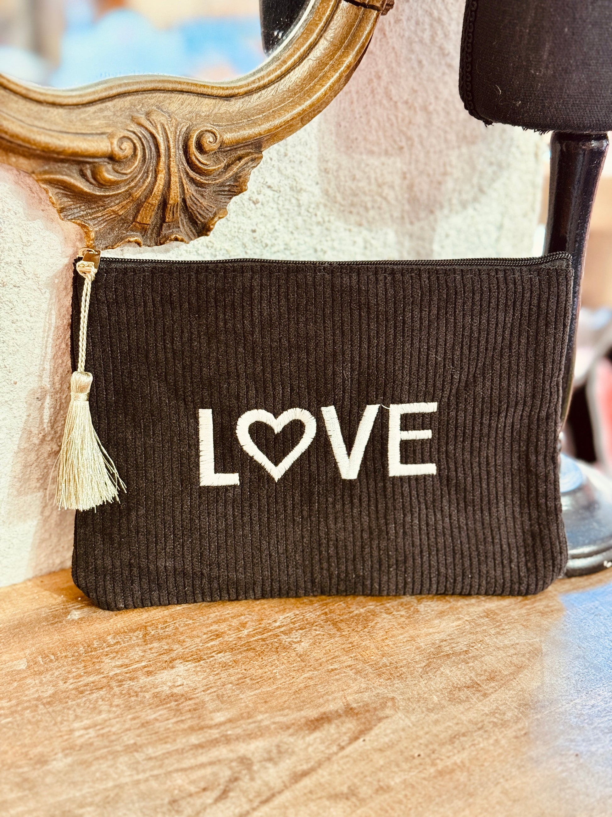 Neceser LOVE pana negro – 14x20 cm Les Trouvailles de Tolède