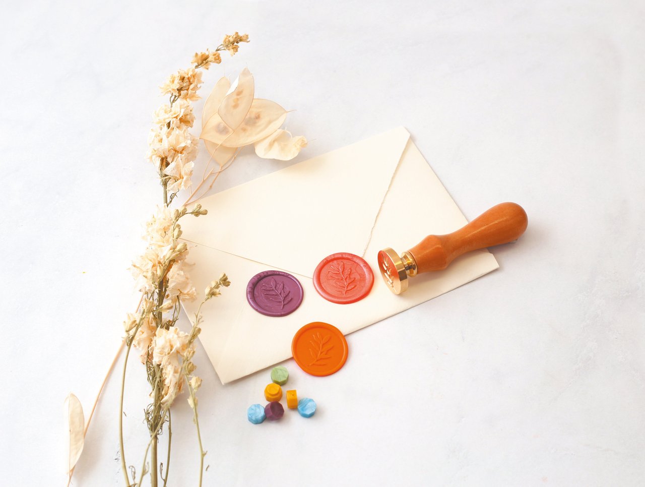 Perlas de cera para sellar – Colores vivos Les Trouvailles de Tolède