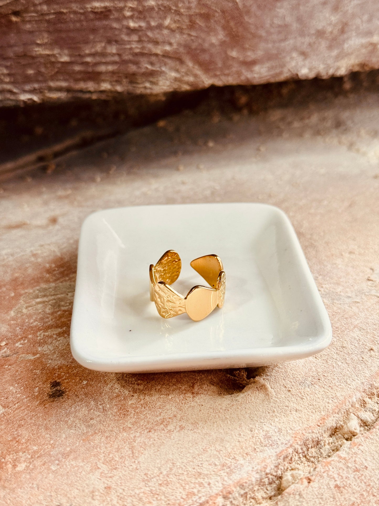 Anillo Diana – Acero inoxidable dorado Les Trouvailles de Tolède